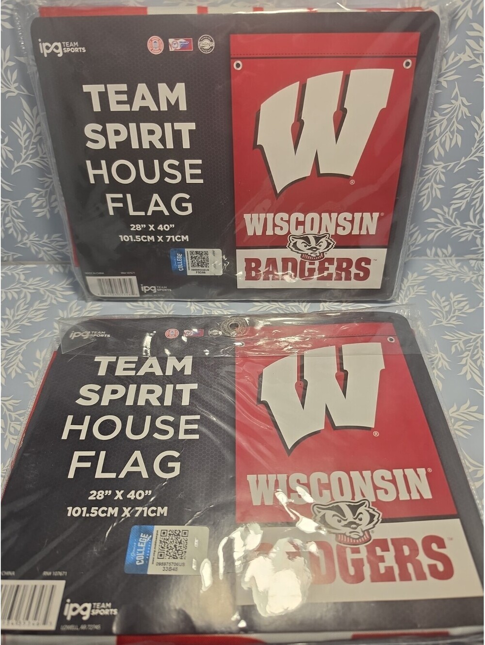 2 New Wisconsin Badgers Team Spirit House Flags 28"x40"